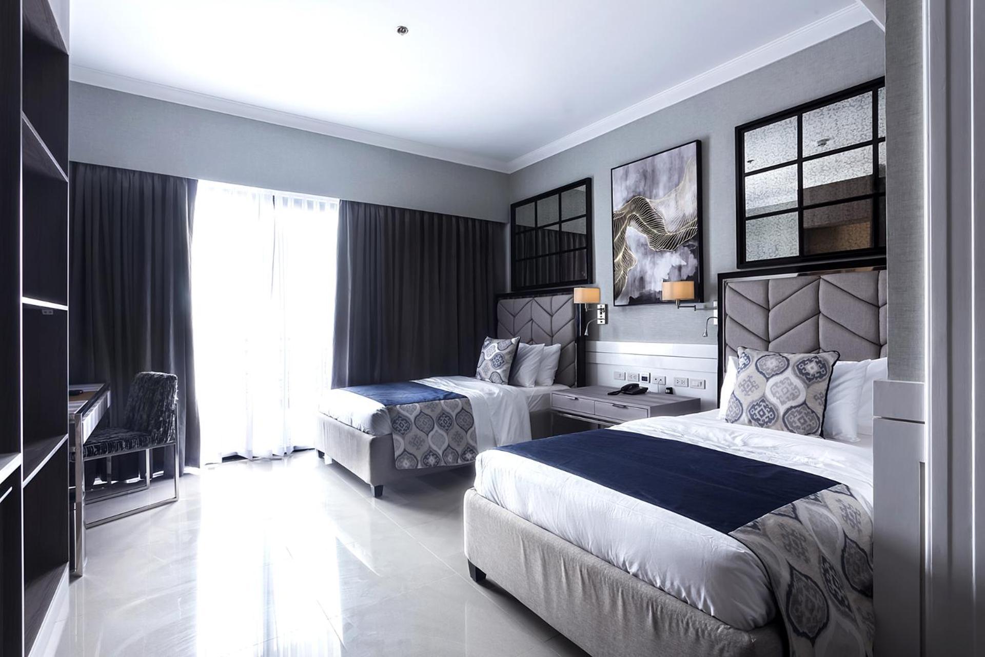 Stonehill Suites Bacolod Exterior photo